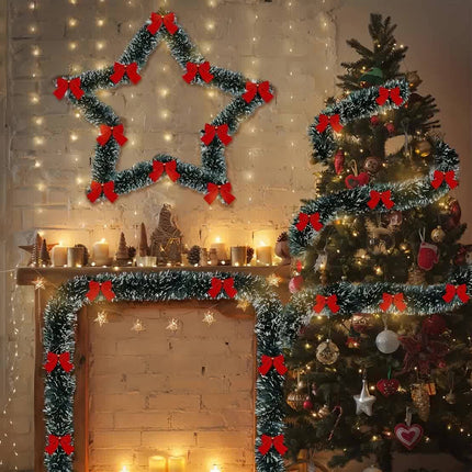 Battery-Operated Christmas Garland with Warm White LED Lights – Classic Indoor Holiday Decoration with Timer