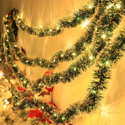 Battery-Operated Christmas Garland with Warm White LED Lights – Classic Indoor Holiday Decoration with Timer