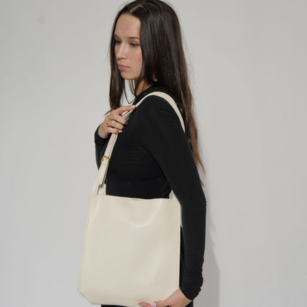 Minimalist Leather Shoulder Bag for Women – Spacious Black & Brown Elegance Handbag