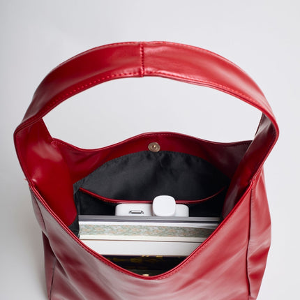 Minimalist Hobo Shoulder Bag – Vegan Leather