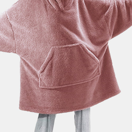 Cozy Oversized Huggie Hoodie Blanket – Warm Flannel Hooded Blanket with Sleeves & Kangaroo Pocket