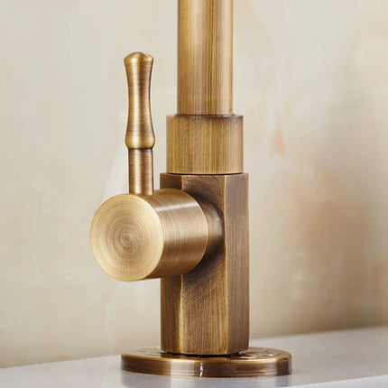 Antique Brass Kitchen Faucet with Elegant Swan Neck – Vintage Style & Durable Solid Brass Design