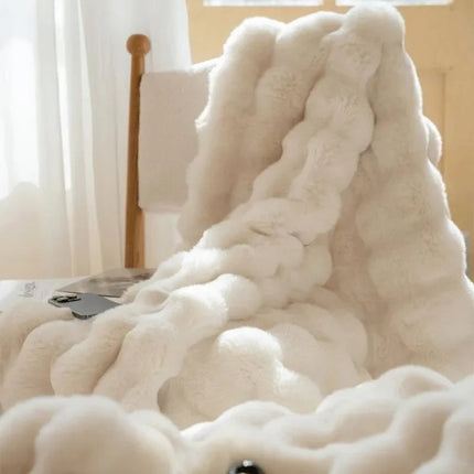 Luxury Reversible Faux Fur Throw Blanket 59" x 79" – Ultra-Soft, Cozy & Stylish Home Décor