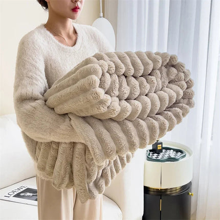 Cozy Fleece Throw Blanket 59" x 79" – Soft, Warm, Plaid Design for Fall & Winter