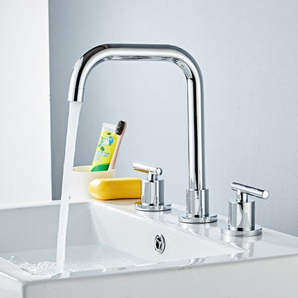 Elegant 3-Hole Bathroom Faucet – Modern Luxury Design for Stylish Interiors