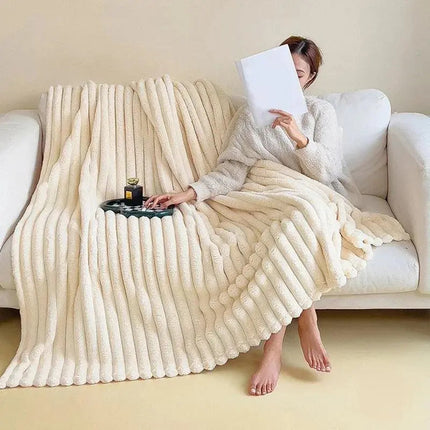 Luxurious Faux Sheepskin & Coral Fleece Throw Blanket – Super-Soft Cozy Faux Shearling Throw (47" × 59", 59" × 79", 71" × 79", 79" × 91")