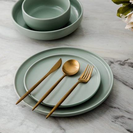 Elegant Gold Stainless Steel Flatware Set – 24-Piece Service for 6 | Dishwasher Safe