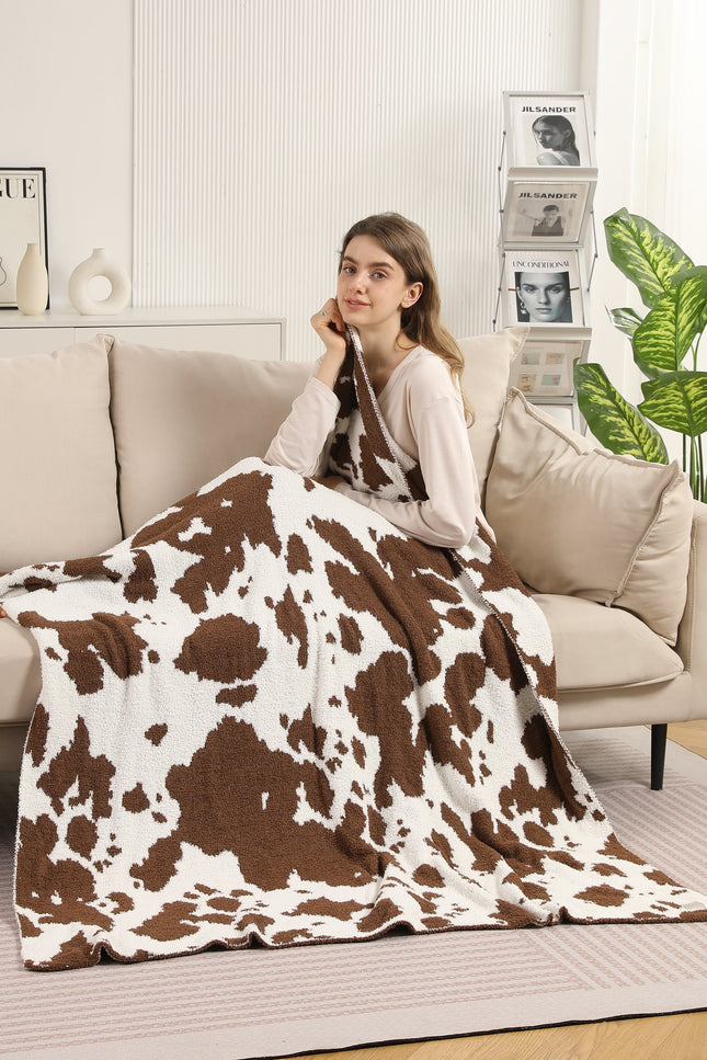 Cow Print Fleece Throw Blanket – Ultra-Soft Microfiber Plaid in Black or Coffee – 50"x60"