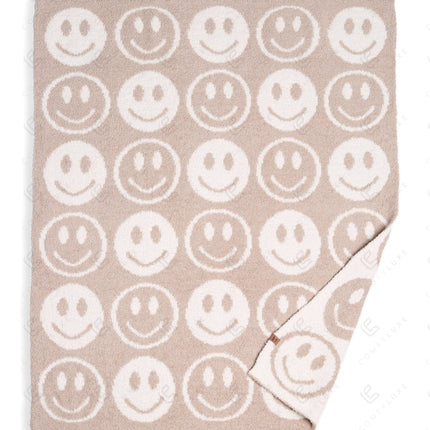 Kids Smiley Face Fleece Blanket – Ultra-Soft Microfiber Throw for Toddlers & Children Cozy & Colorful Bedding for Nursery, Playroom & Travel