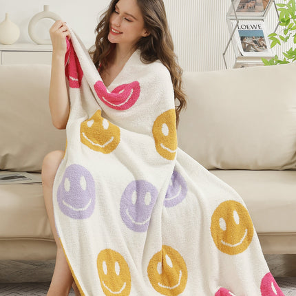 Multicolor Smiley Face Fleece Throw Blanket – Soft, Cozy & Playful Home Decor