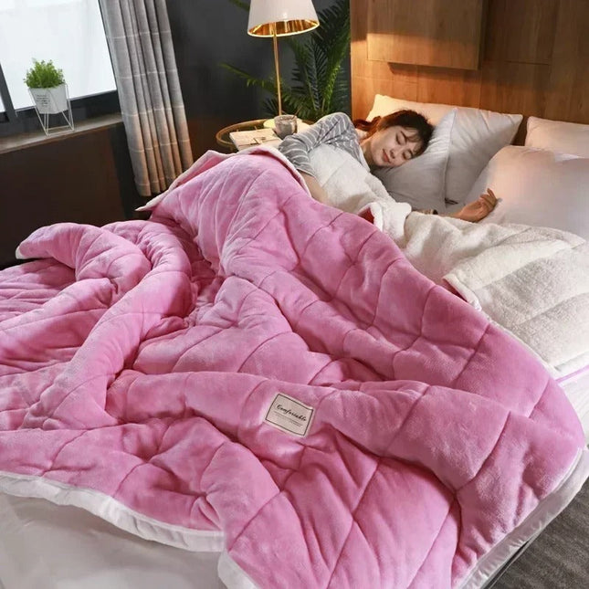 Ultra-Soft Coral Fleece Throw Blanket 59" x 79" – Cozy & Warm for Fall & Winter
