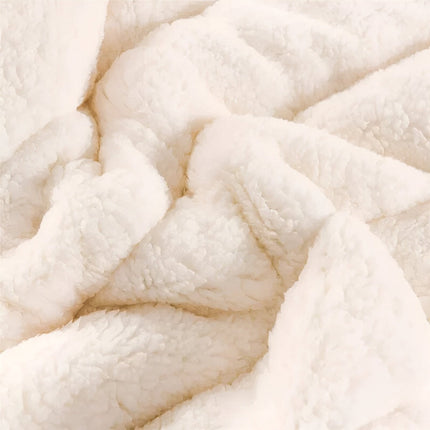 Cozy Sherpa Fleece Blanket – Soft, Warm & Luxurious Throw for Bed & Sofa