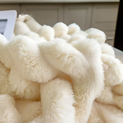 Ultra Soft Cozy Fleece Blanket – Warm Throw for Sofa, Bed & Living Room