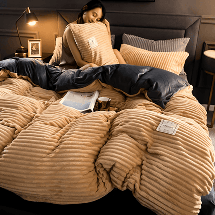 Cozy Comforter – Ultra Soft Fluffy Fleece Duvet Cover for All-Season Comfort | Machine Washable & Breathable