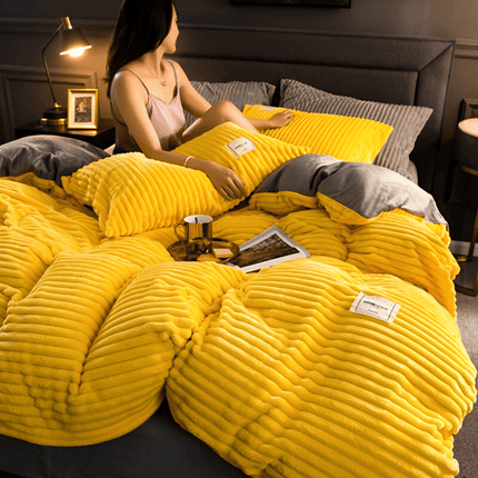 Cozy Comforter – Ultra Soft Fluffy Fleece Duvet Cover for All-Season Comfort | Machine Washable & Breathable
