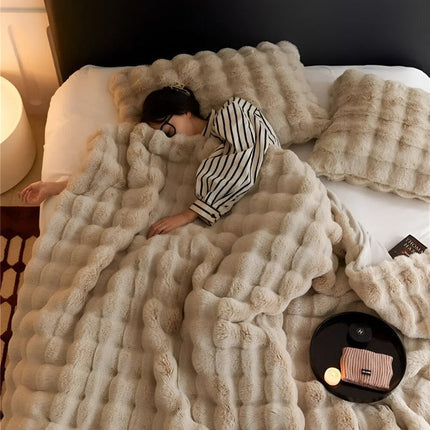 Plaid Fleece Throw Blanket – Ultra-Soft and Warm Couch & Bed Blanket for Cozy Living Room & Bedroom Decor