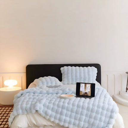 Plaid Fleece Throw Blanket – Ultra-Soft and Warm Couch & Bed Blanket for Cozy Living Room & Bedroom Decor
