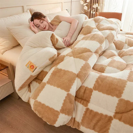 Checkered Winter Fleece Blanket – Soft & Warm Plaid Throw for Bed and Sofa