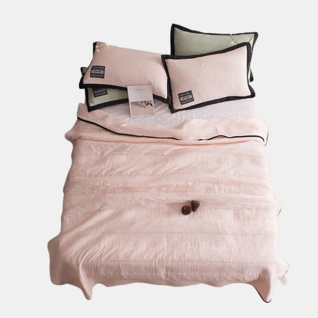 CoolBreeze Cooling Summer Comforter 59" x 79" – Lightweight Cotton & Bamboo Blend for Hot Sleepers