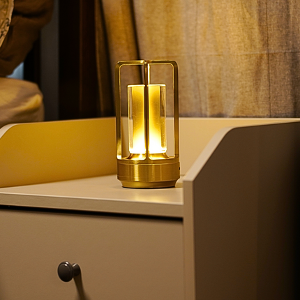 Vintage LED Table Lamp – Rechargeable, Dimmable Retro Design with Warm White Light