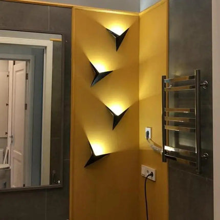 Modern Bird-Shaped Wall Lamp with Warm LED Light – Elegant Decorative Lighting for Home
