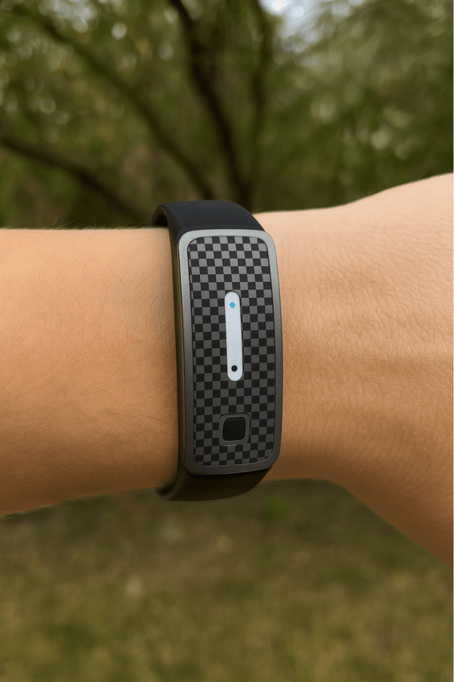 Ultrasonic Mosquito Repellent Bracelet – Chemical-Free, Adjustable, Waterproof Wristband for Kids & Adults