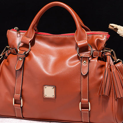 Caramel Flow Large Hobo Bag – Stylish PU Leather Shoulder Bag for Women
