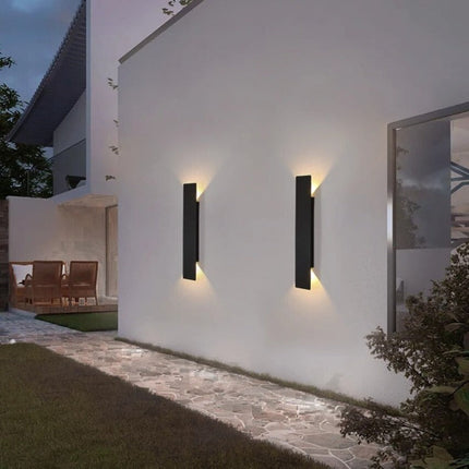 Outdoor LED Wall Light IP65 – Weatherproof Garden & Patio Wall Lamp, Modern Aluminum Design