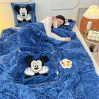 Mickey / One person (41.3