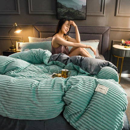 DreamWeave Luxe Duvet Cover Set – Soft, Breathable & Stylish Bedding for All Seasons
