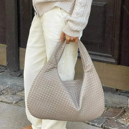 Handwoven Shoulder Bag – Stylish, Versatile & Trendy