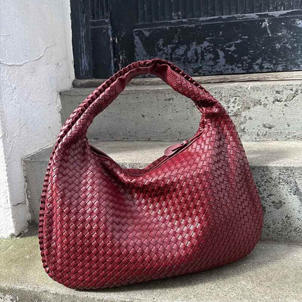 Handwoven Shoulder Bag – Stylish, Versatile & Trendy